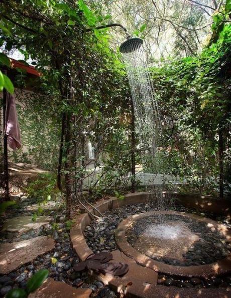 Fabulous Outdoor Shower Ideas with Natural Privacy Screen - Harptimes.com