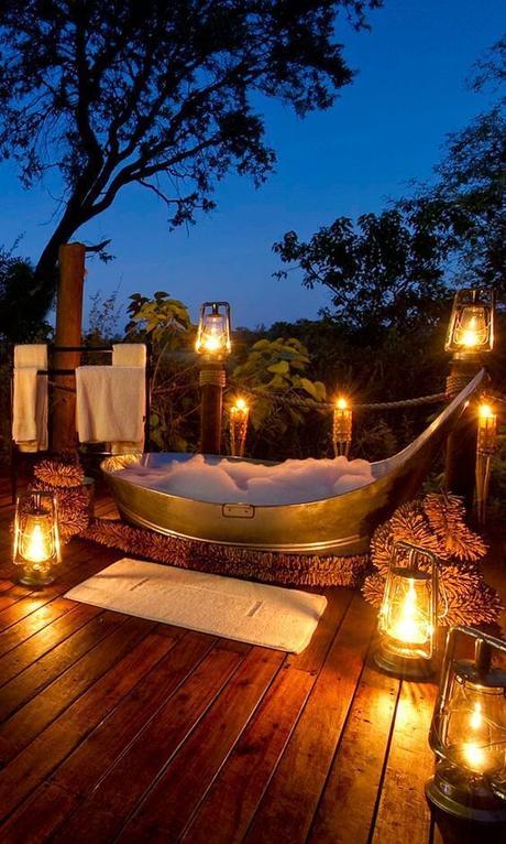 Outdoor Shower Ideas Romantic Bathtub with Lanterns - Harptimes.com