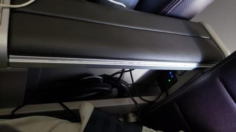 United Premium Plus – Is The New Seating Area Worth It?