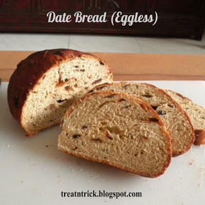 Date Bread (Eggless) Recipe @ treatntrick.blogspot.com