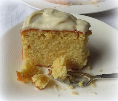 Vanilla & Cardamom Cake