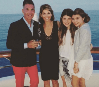 When Calls The Heart Lori Loughlin Charged With Bribing Daughters Way Into College