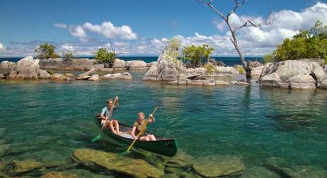 Canoe trip at Nkwichi at Lake Malawi