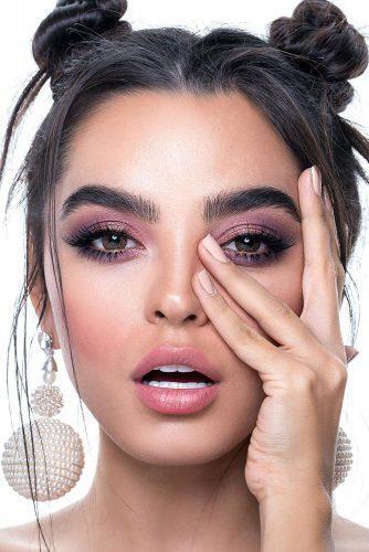simple wedding makep elegant lilac and pink eyeshadows with lond lashes and arrows minaraoof