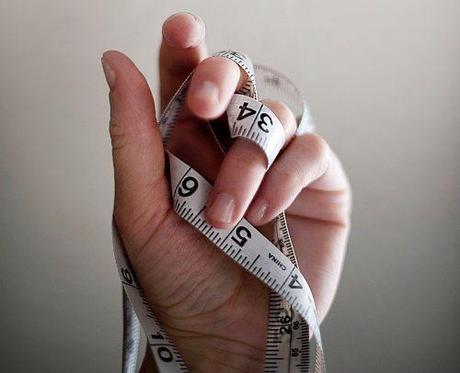 how to measure ring size hand with tape measure