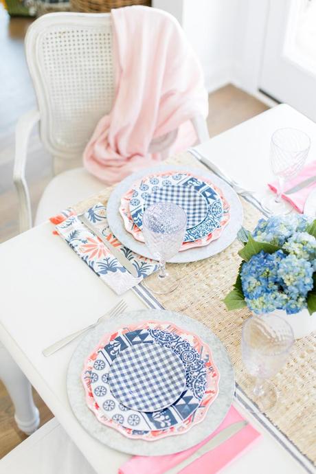 Simple and Elegant Mother’s Day Table Decor