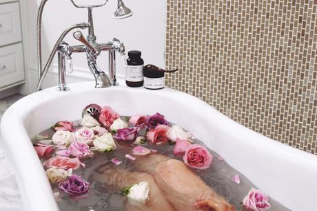 How to Create a Spa Day at Home