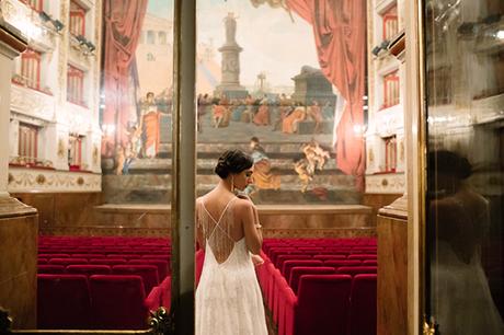 beautiful-retro-styled-shoot-theatre_02