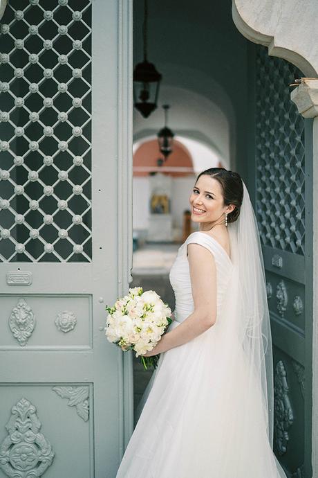 gorgeous-elegant-wedding-spetses_02