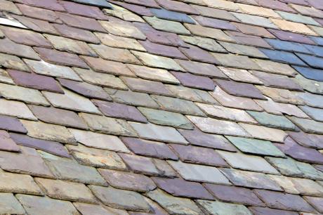 Shingle or Metal Roofing – Which Should You Choose?