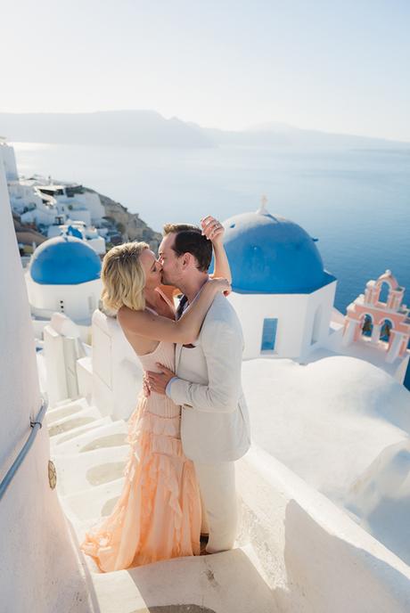 beautiful-romantic-shoot-santorini_51