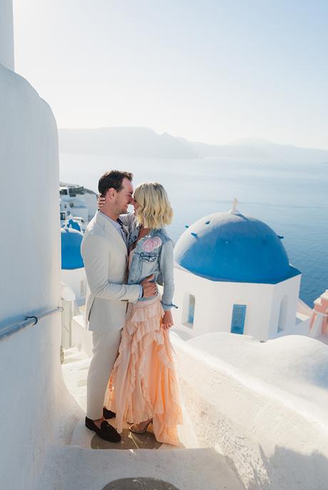 beautiful-romantic-shoot-santorini_04