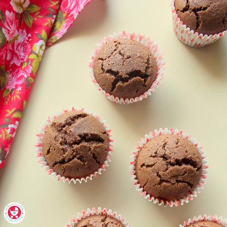 Sprouted Ragi chocolate muffins are delicious guilt-free treats. These muffins are egg-less, butter-less and it’s a scrumptiously healthy vegan recipe.
