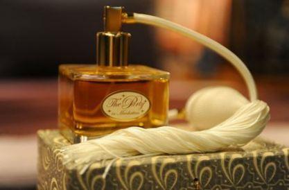 Top 10 Presents Every Kenyan Man Should Send to His Love For New Year