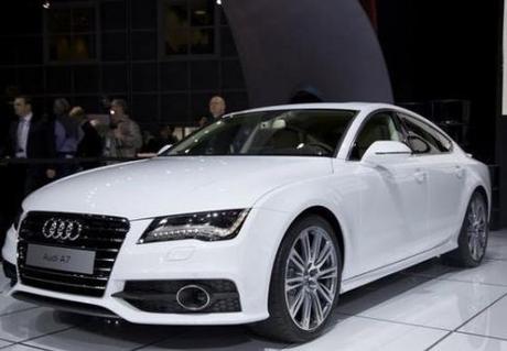 Top 10 Luxury Cars In The World | Luxury Cars List [Updated]