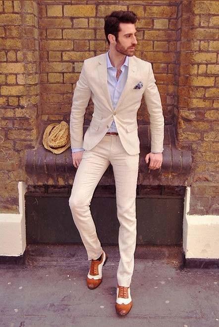 10 (Dressy) Items Every Man Should Have in His Closet 10 (Dressy) Items Every Man Should Have in His Closet