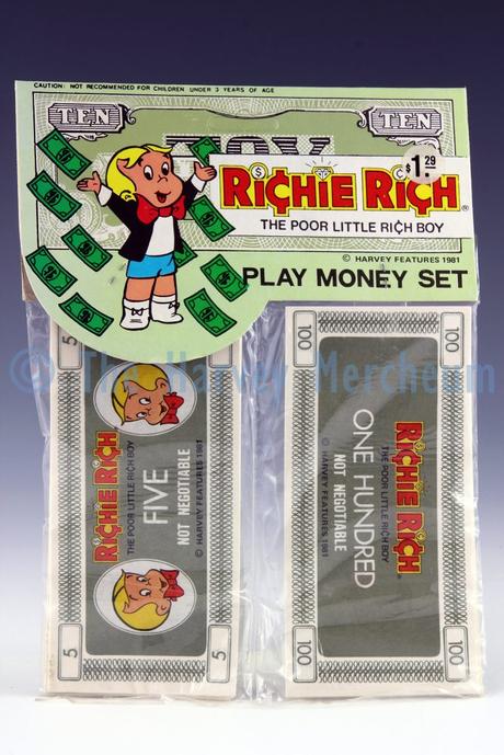 Richie Rich Play Money Set front view