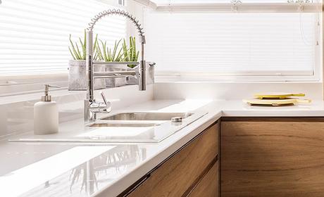 How to Choose the Perfect Commercial Style Faucets