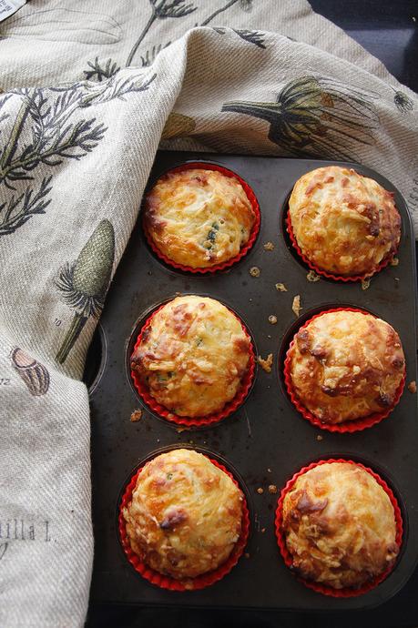 Quick and Easy Cheese Muffins with herbs