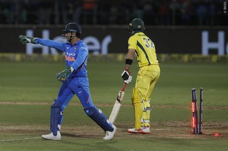 Zing bails ... WI merry at IPL - Alzarri Joseph dream debut