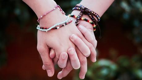 Image: Friendship Bracelets, by Luisella Planeta Leoni on Pixabay