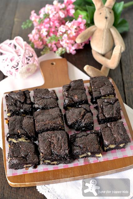 sticky chewy gooey best cocoa brownies