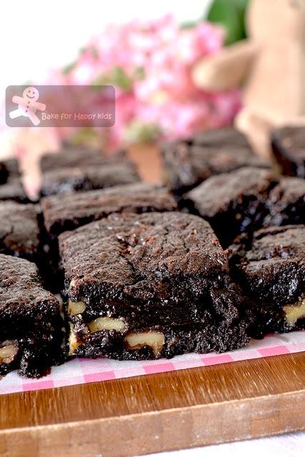 sticky chewy gooey best cocoa brownies