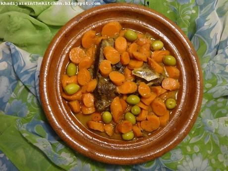 TAGINE DE VIANDE DE BOEUF, CAROTTES ET OLIVES VERTES / BEEF TAGINE WITH CARROTS AND GREEN OLIVES / TAGINE CON CARNE VACUNA, ZANAHORIAS Y ACEITUNAS VERDE / طاجين بلحم البقر و الجزر والزيتون الأخضر