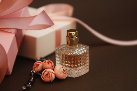 How to Make Your Perfume Boxes More Lucrative?