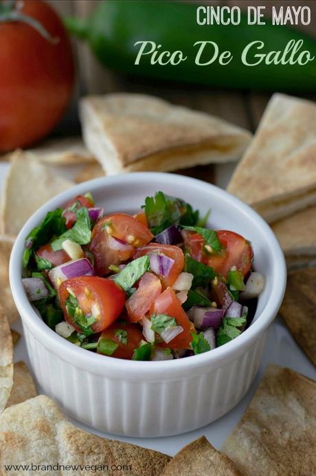 No bottled sauce or salsa comes close to the taste of something you made yourself with good, fresh, quality ingredients, like this Easy Pico de Gallo. 