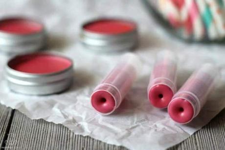 DIY Homemade tinted lip balm!