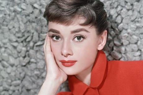 How to Look like Audrey Hepburn | Beauty, Makeup & Style Secrets