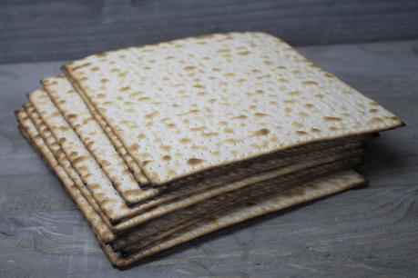 Easy & Delicious Vegan Matzo Recipes for Passover