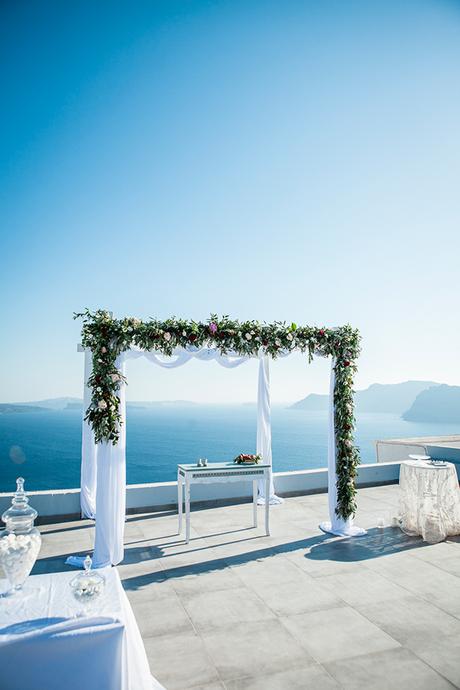 gorgeous-santorini-elopement_08