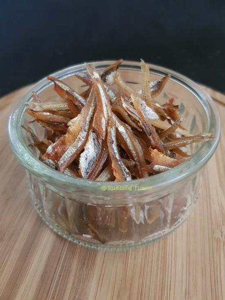 Air fried Ikan Bilis