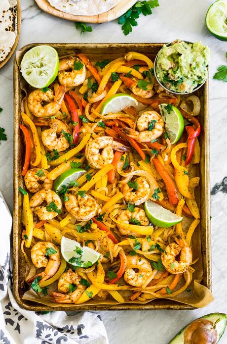 If you only have 15 minutes to throw together a weeknight dinner, then you've got more than enough time to whip up these Sheet-Pan Shrimp Fajitas!