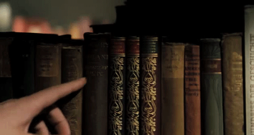 10 Signs You're a Book Addict