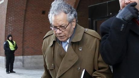 Pharmaceutical exec guilty of bribing doctors to push opioid