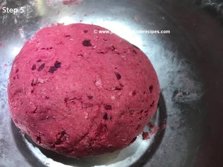 Beetroot Ajwain Poori, How to make Beetroot Poori Recipe | Indian Puffed Bread with Beetroot