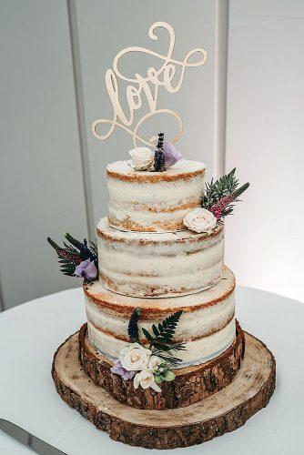 barn wedding wedding cake