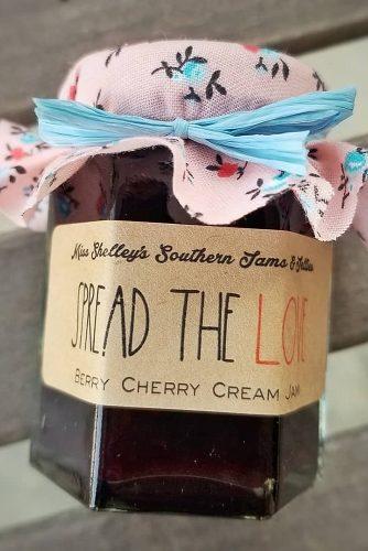 barn wedding wedding favor