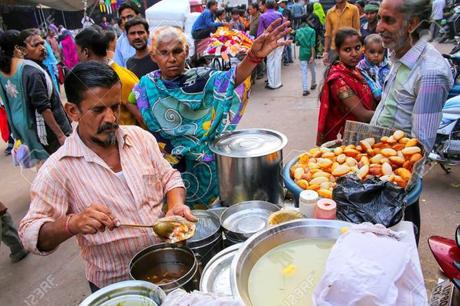 50 STREET FOODS OF UTTAR PRADESH