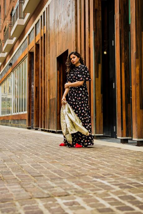 black rent the runway dress, gold mettalic jacket, bow pumps, kate spade heart heels, bauble bar earrings, dc blogger, style, fashion, street style, saumy shiohare, myriad musings