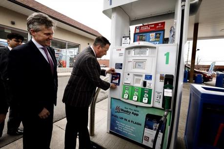 Conservatives turn House spotlight on carbon tax, pipeline delays and the price of gas