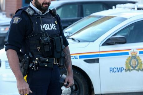 RCMP hasn’t made semi-automatic rifles available to all officers: AG report