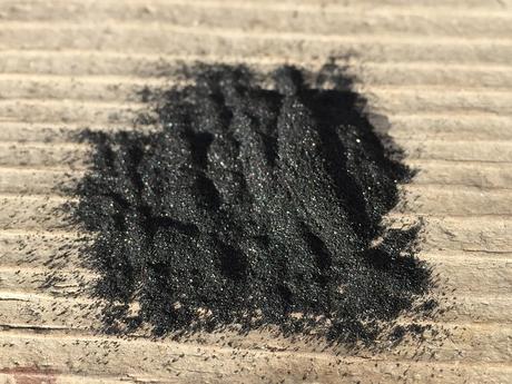 activated charcoal powder