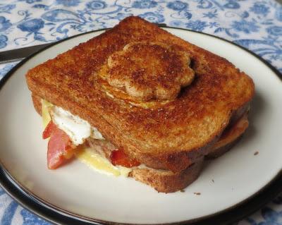 Grilled Egg in a Hat Breakfast Sandwich