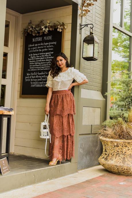 H& M lace skirt, crop top white, summer style, spring outfit, fashion blogger, street style, ootd, DC blogger, saumya shiohare, myriad musings H& M lace skirt, crop top white, summer style, spring outfit, fashion blogger, street style, ootd, DC blogger, saumya shiohare, myriad musings
