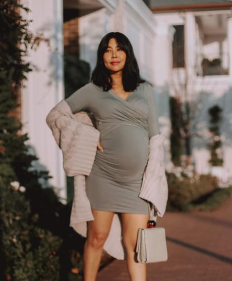 spring maternity dress outfit