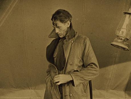 Gary Cooper’s Aviator Uniform in Wings (1927) Gary Cooper’s Aviator Uniform in Wings (1927)